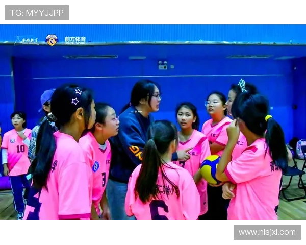 杭州排球队的拼搏之路:世锦赛背后的故事与荣耀